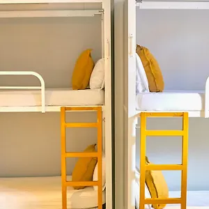 Sun & Moon Hostel Barcelona